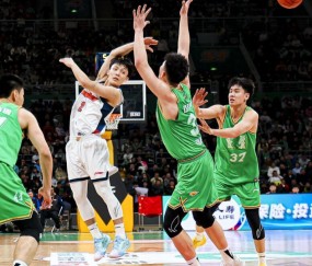 破案！能赢辽宁44分，杜锋却早早鸣金收兵原因找到，粤媒说出实情